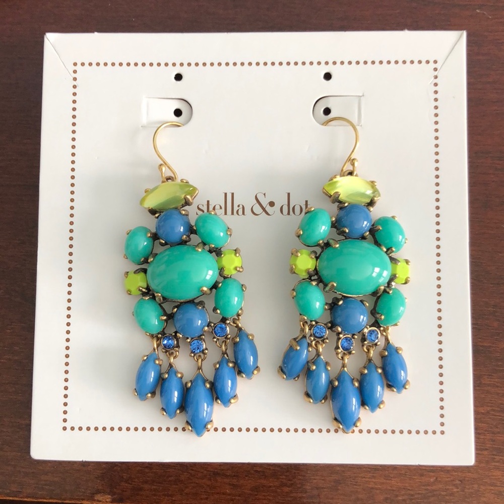 📦 🚚 EVERYTHING MUST GO! Stella & Dot Aviva Chandelier Earrings